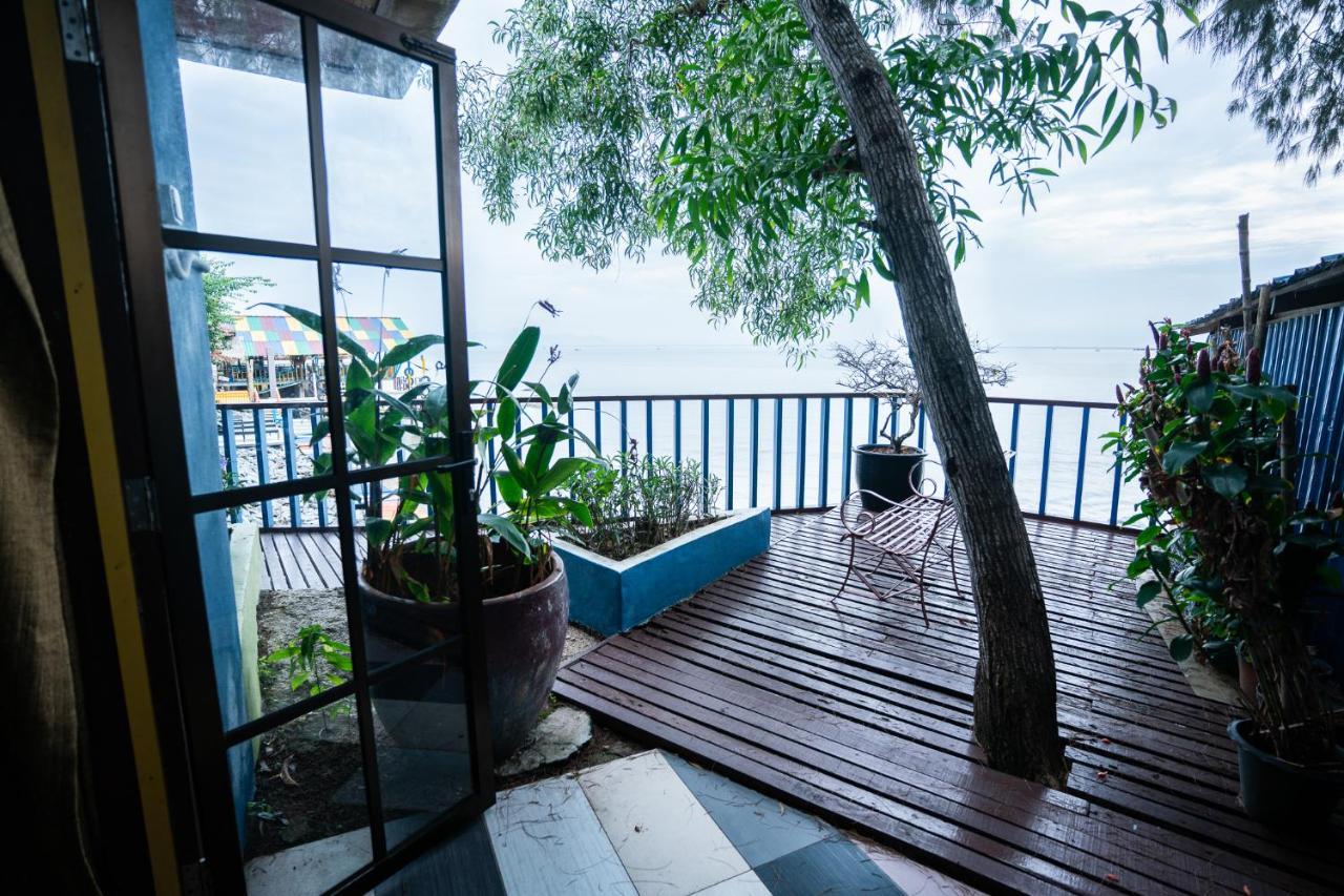 Lost Paradise Resort Batu Ferringhi Exterior foto